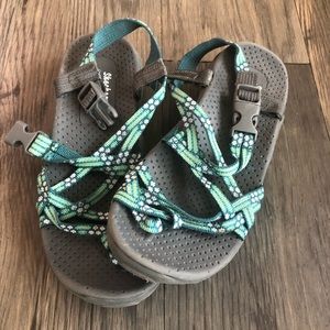 Sketchers sandals